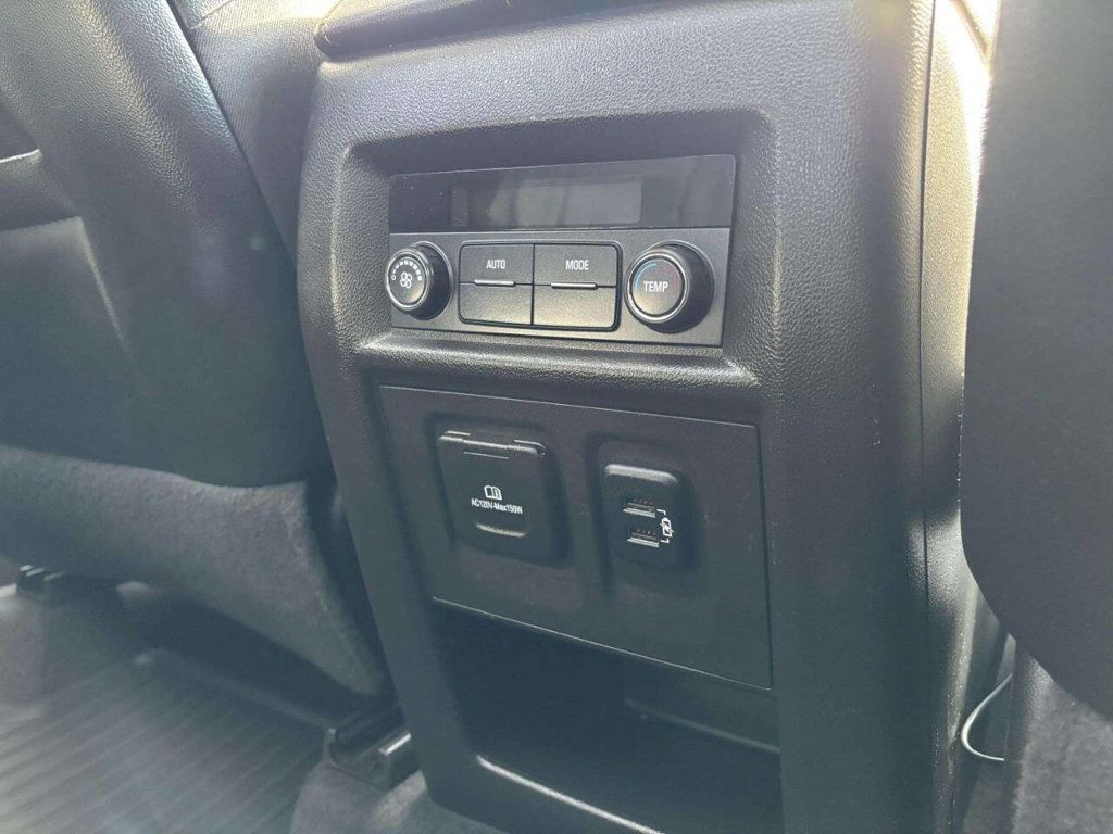 2018 Chevrolet Traverse AWD 4dr LT Leather w/3LT - 22936463 - 37