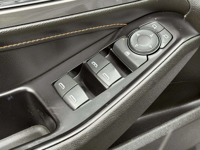 2018 Chevrolet Traverse AWD 4dr LT Leather w/3LT - 23006792 - 15