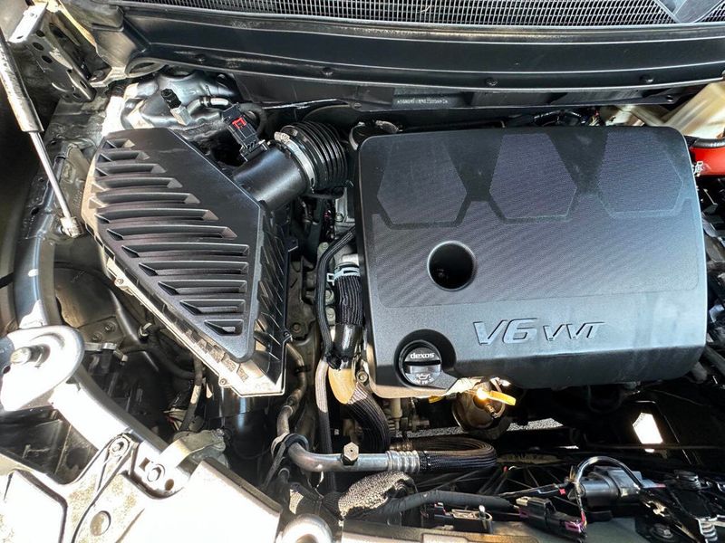 2018 Chevrolet Traverse FWD 4dr LS w/1LS - 22871224 - 28