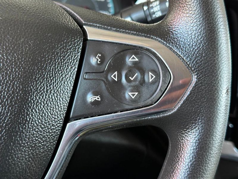 2018 Chevrolet Traverse FWD 4dr LS w/1LS - 22871224 - 32