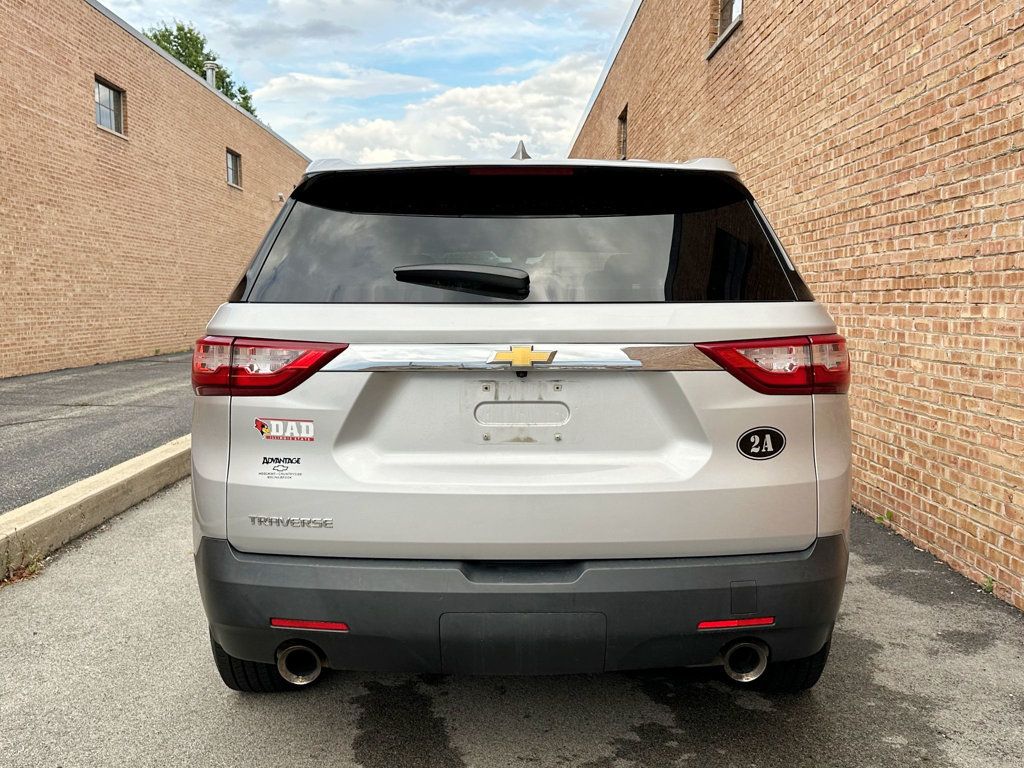 2018 Chevrolet Traverse FWD 4dr LS w/1LS - 23082559 - 2