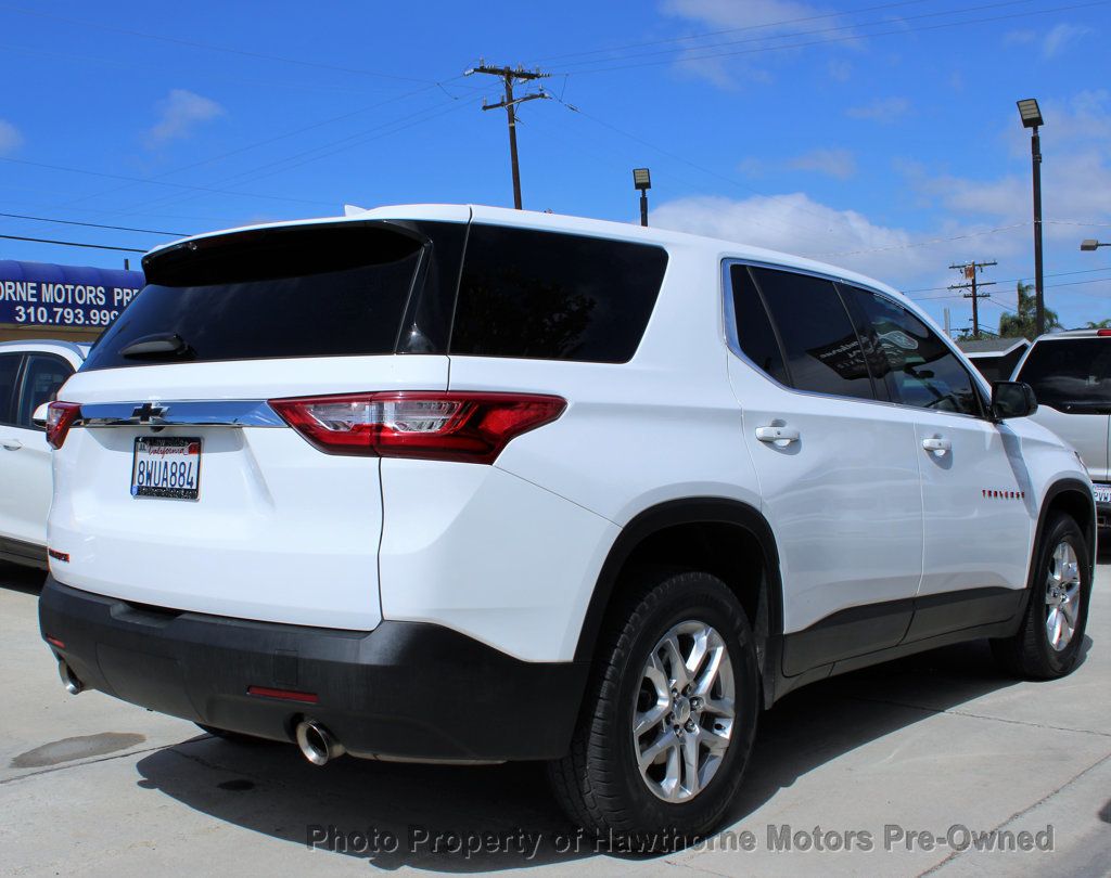 2018 Chevrolet Traverse LS photo 4