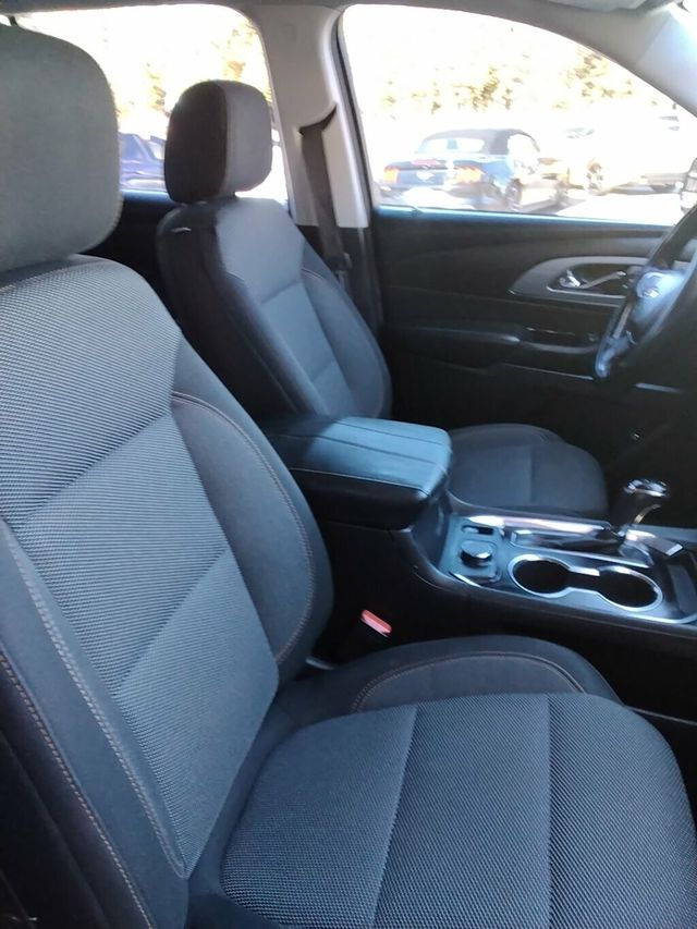 2018 Chevrolet Traverse FWD 4dr LT Cloth w/1LT - 22944751 - 13