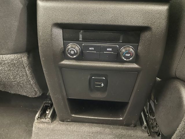 2018 Chevrolet Traverse FWD 4dr LT Cloth w/1LT - 22981859 - 37