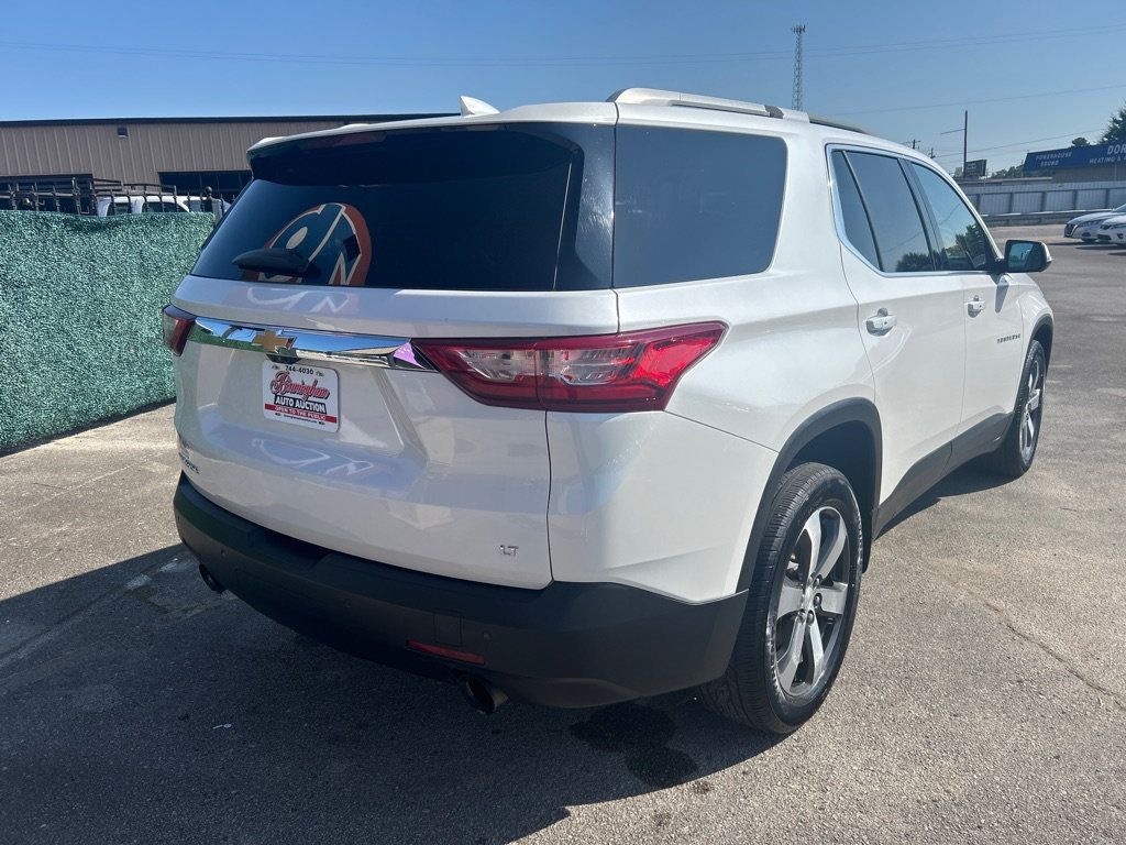 2018 Chevrolet Traverse Leather 3LT photo 3