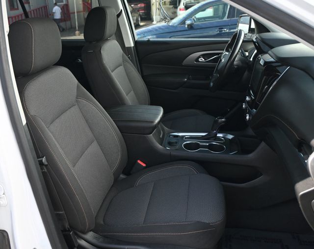 2018 Chevrolet Traverse LT  - 22941119 - 14