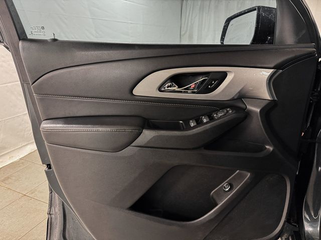 2018 Chevrolet Traverse LT - 22993108 - 11