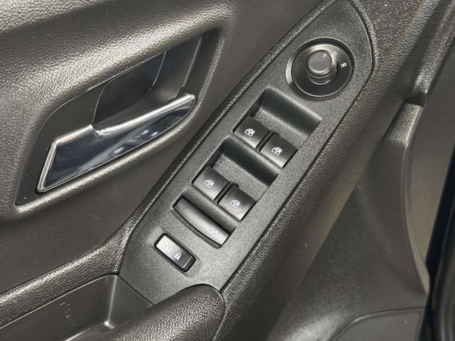 2018 Chevrolet Trax AWD 4dr LS - 22993327 - 11