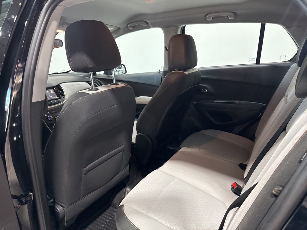 2018 Chevrolet Trax FWD 4dr LS - 22968245 - 26