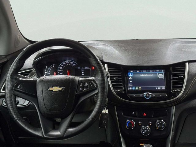 2018 Chevrolet Trax FWD 4dr LS - 23055532 - 21