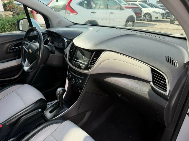 2018 Chevrolet Trax FWD 4dr LT - 23054989 - 12
