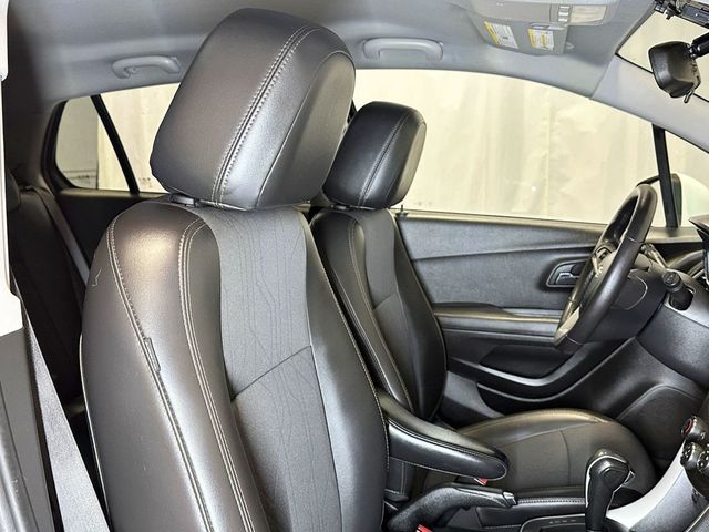 2018 Chevrolet Trax FWD 4dr LT - 23043605 - 19