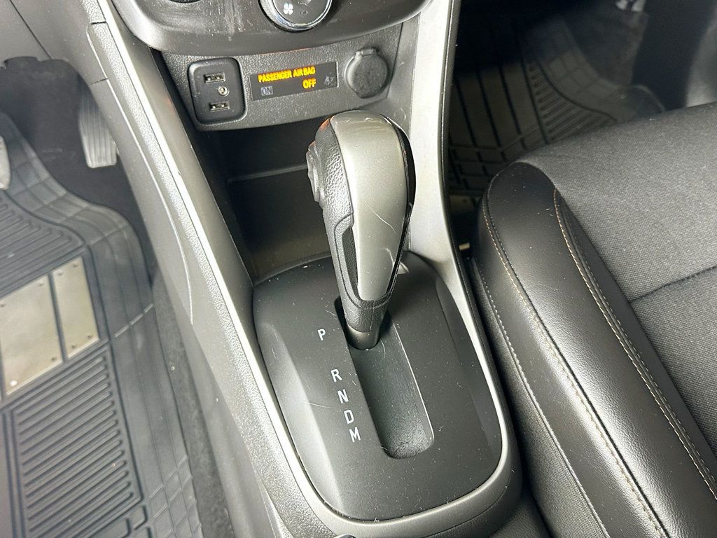 2018 Chevrolet Trax FWD 4dr LT - 23043605 - 27