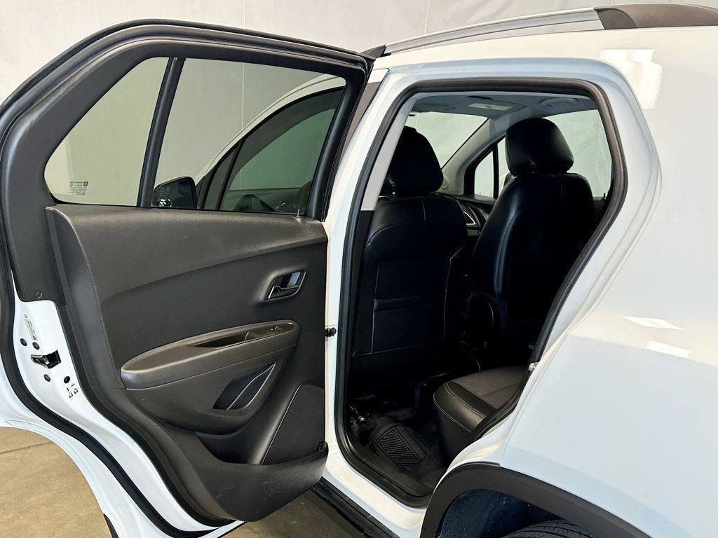 2018 Chevrolet Trax FWD 4dr LT - 23043605 - 30