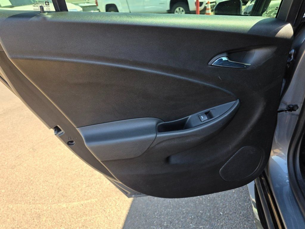 2018 Chevrolet Volt 5dr Hatchback LT - 22922406 - 18