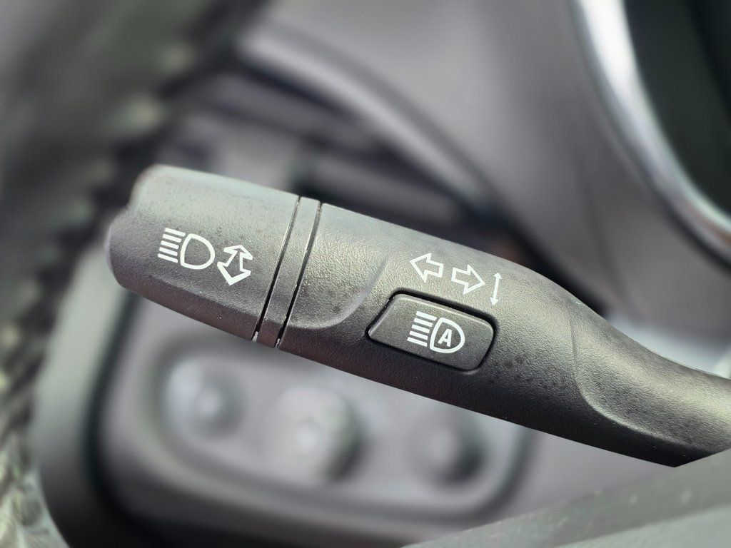 2018 Chevrolet Volt 5dr Hatchback Premier - 22977560 - 29