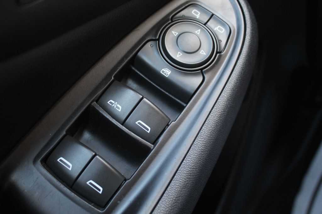 2018 Chevrolet Volt LT photo 19