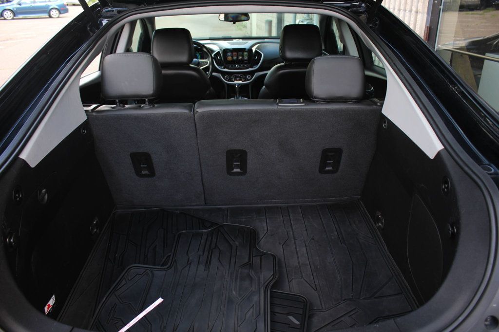 2018 Chevrolet Volt LT photo 26