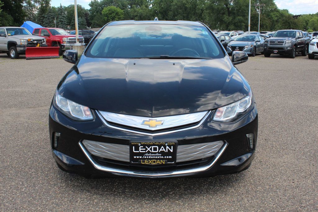 2018 Chevrolet Volt LT photo 4