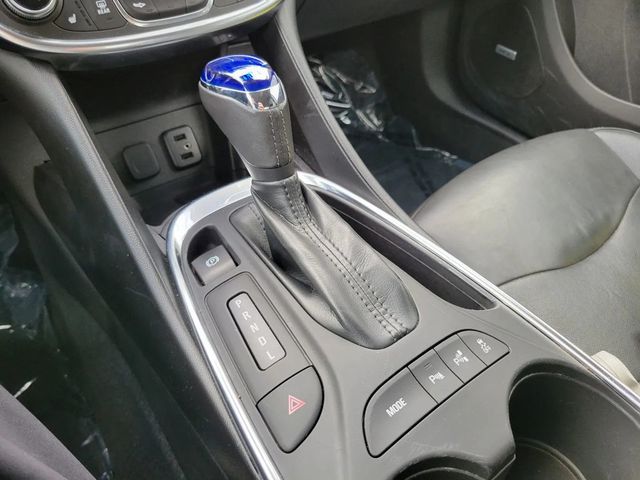 2018 Chevrolet Volt Premier Sedan 4D - 23001786 - 25