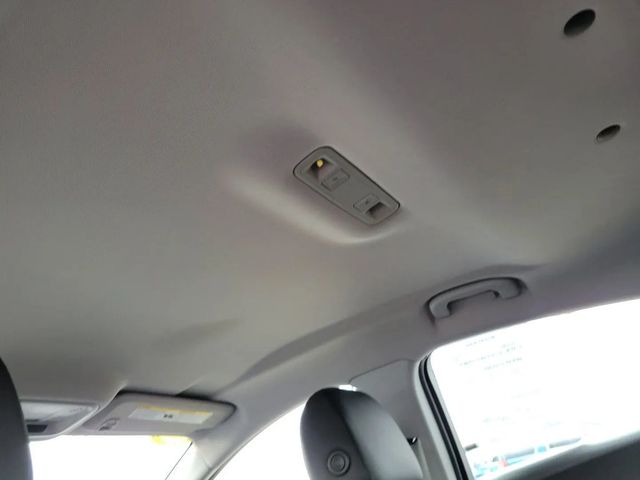 2018 Chevrolet Volt Premier Sedan 4D - 23001786 - 29