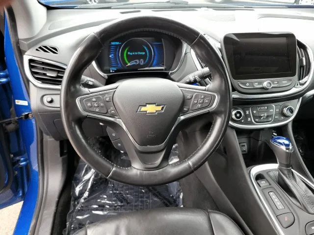 2018 Chevrolet Volt Premier Sedan 4D - 23001786 - 5