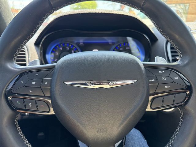 2018 Chrysler 300 300S AWD - 23034012 - 9