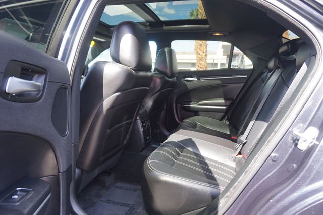 2018 Chrysler 300 300 S, PREMIUM WHEELS, PANORAMA MOON ROOF, LEATHER, BOSE SOUND - 23021788 - 16
