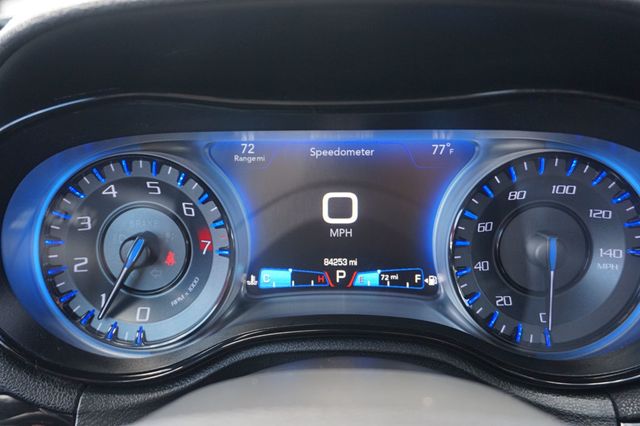 2018 Chrysler 300 300 S, PREMIUM WHEELS, PANORAMA MOON ROOF, LEATHER, BOSE SOUND - 23021788 - 24