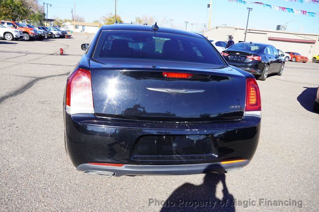 2018 Chrysler 300 300S RWD - 22694642 - 2