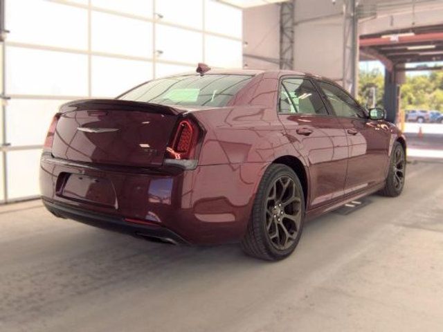 2018 Chrysler 300 300S RWD - 23059106 - 2