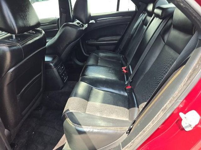 2018 Chrysler 300 300S RWD - 23059106 - 8