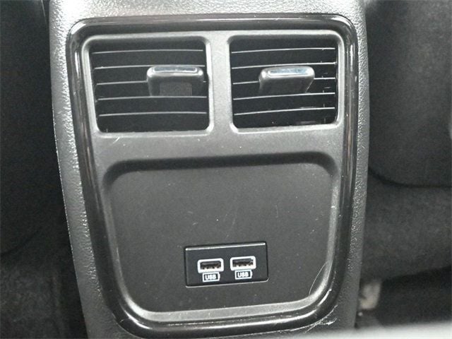 2018 Chrysler 300 300S RWD - 22936925 - 17