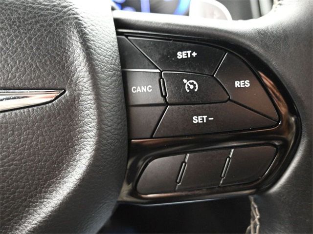 2018 Chrysler 300 300S RWD - 22936925 - 27