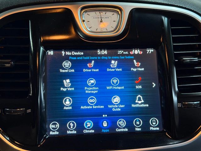 2018 Chrysler 300 Limited AWD - 22979987 - 45