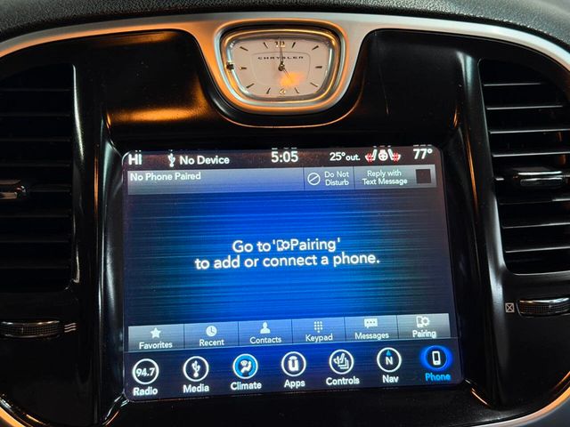 2018 Chrysler 300 Limited AWD - 22979987 - 51