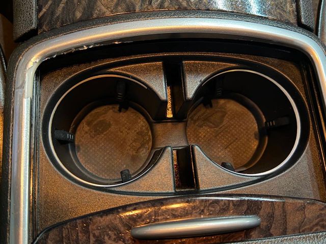 2018 Chrysler 300 Limited AWD - 22979987 - 56