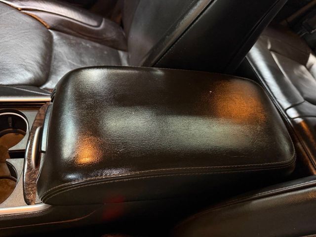 2018 Chrysler 300 Limited AWD - 22979987 - 57