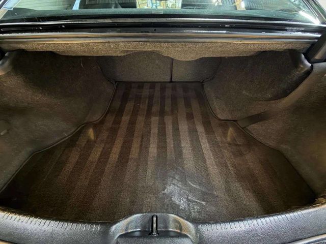 2018 Chrysler 300 Limited AWD - 23008023 - 22