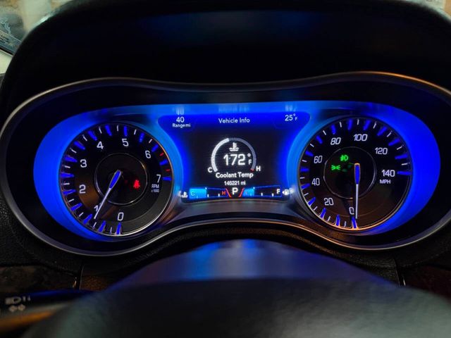 2018 Chrysler 300 Limited AWD - 23008023 - 59