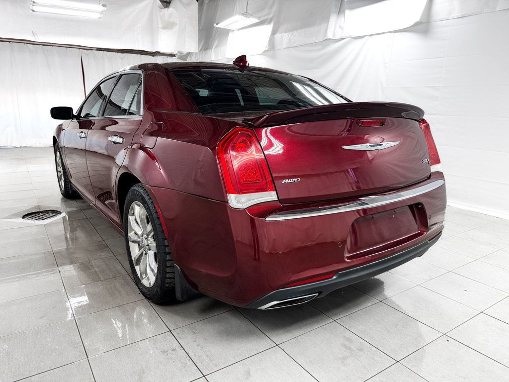 2018 Chrysler 300 Limited AWD - 23010396 - 3