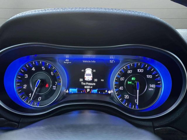 2018 Chrysler 300 Limited RWD - 22945884 - 24