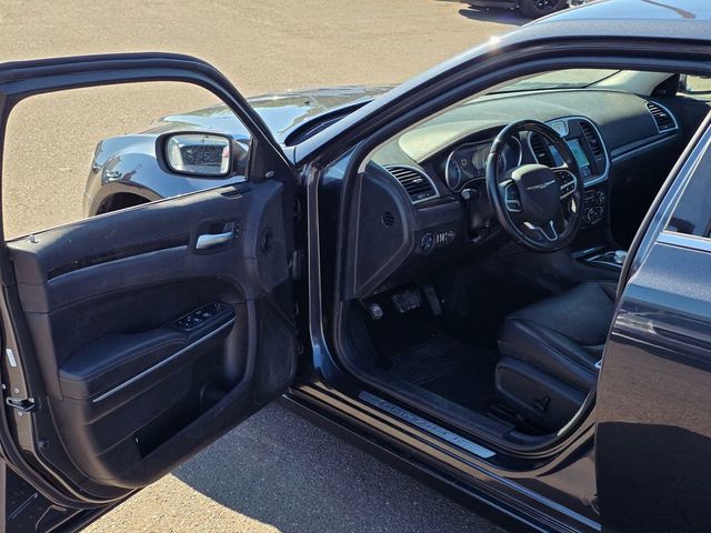 2018 Chrysler 300 Limited RWD - 23002564 - 15