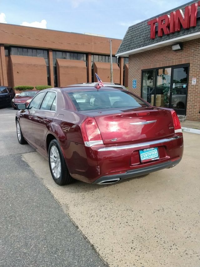 2018 Chrysler 300 LOW LOW MILES - 23072653 - 1
