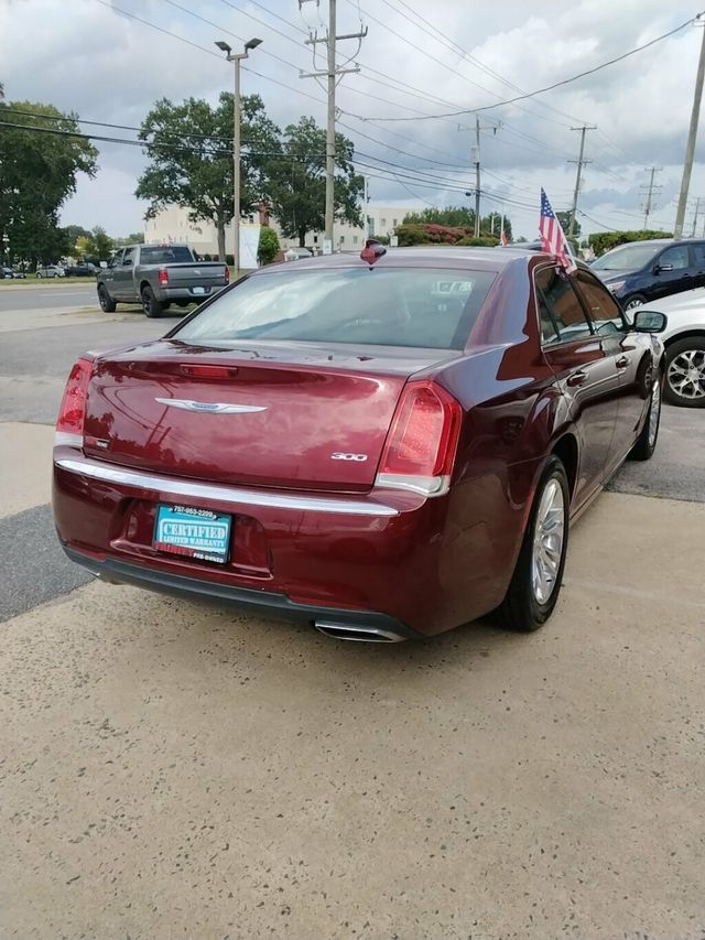 2018 Chrysler 300 LOW LOW MILES - 23072653 - 3