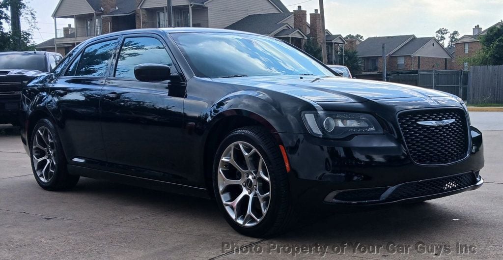 2018 Chrysler 300 Touring L RWD - 22607293 - 7