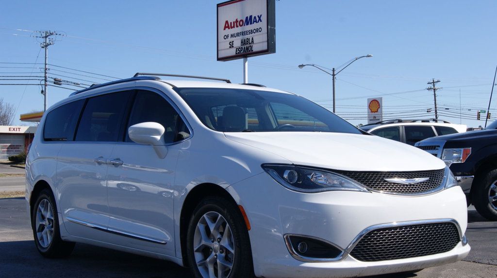 2018 Chrysler Pacifica 3 MONTH WARRAN1 OWNER,JUST SERVICED , VERY CLEAN INSIDE AND OUT  - 22984970 | Video 1