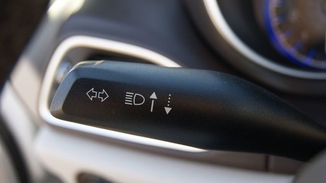 2018 Chrysler Pacifica 3 MONTH WARRAN1 OWNER,JUST SERVICED , VERY CLEAN INSIDE AND OUT  - 22984970 - 30