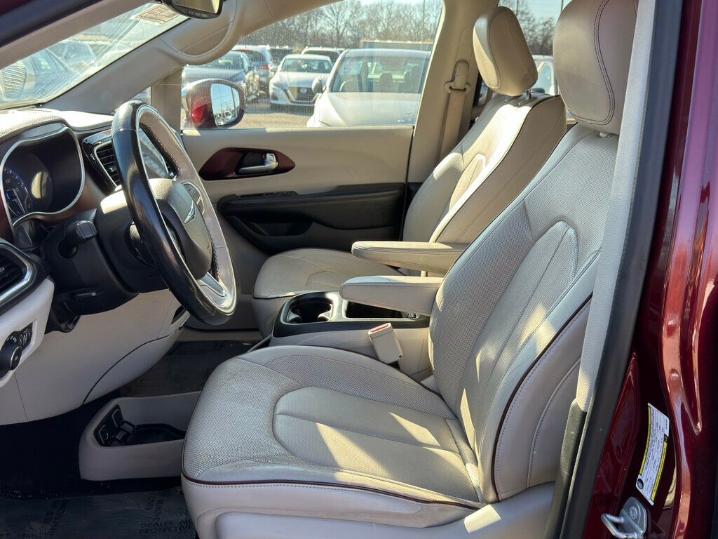 2018 Chrysler Pacifica 4 NEW TIRES! DETAILED READY TO GO!  - 22961928 - 10