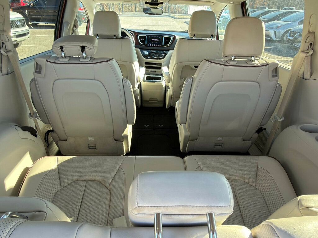 2018 Chrysler Pacifica 4 NEW TIRES! DETAILED READY TO GO!  - 22961928 - 15